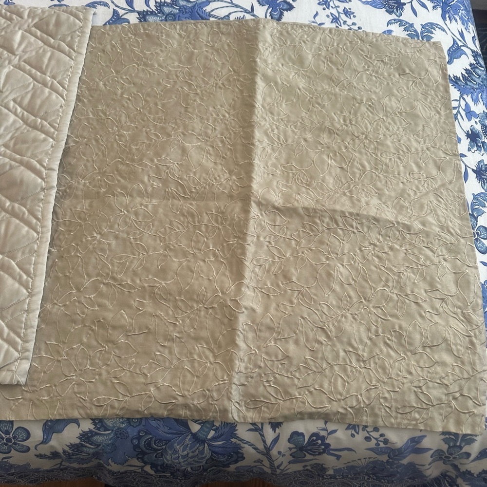 Elegant Beige Quilted Bedding pillow cases